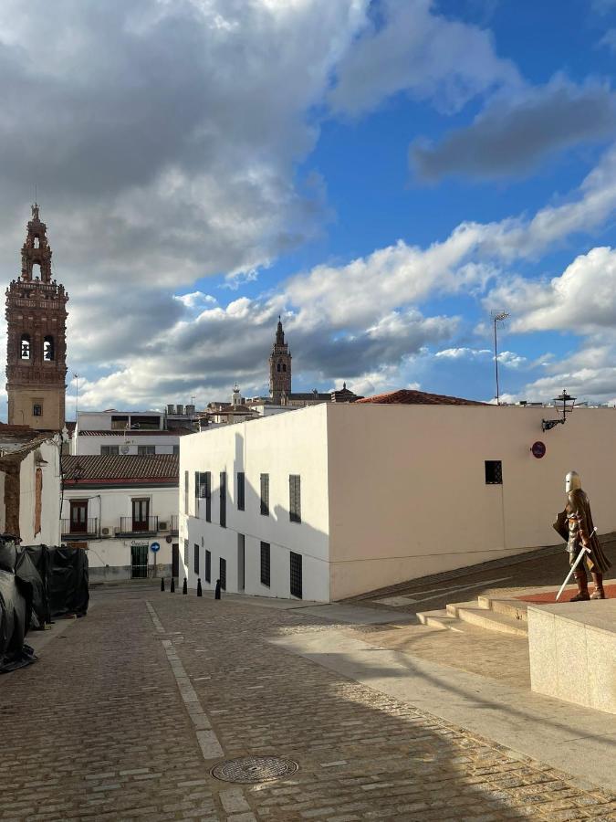 Estudio Tau Jerez De Los Caballeros Exterior foto